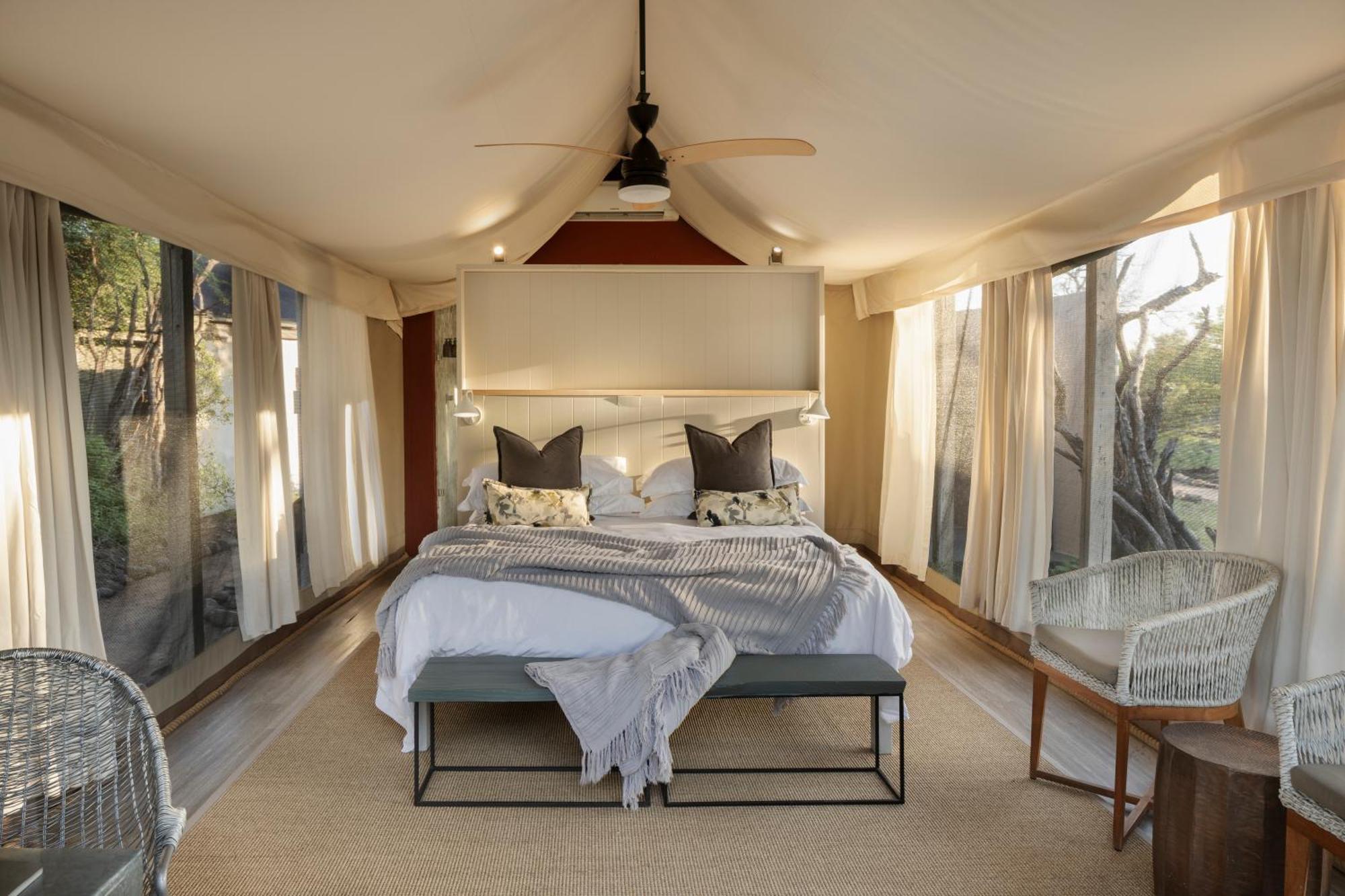 Simbavati River Lodge Timbavati Game Reserve Bagian luar foto